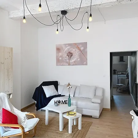 L'ecrin Condomois, Charmante Maison Classee 3 Etoiles בית נופש