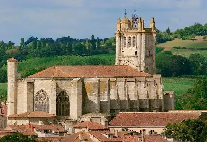 L'ecrin Condomois, Charmante Maison Classee 3 Etoiles