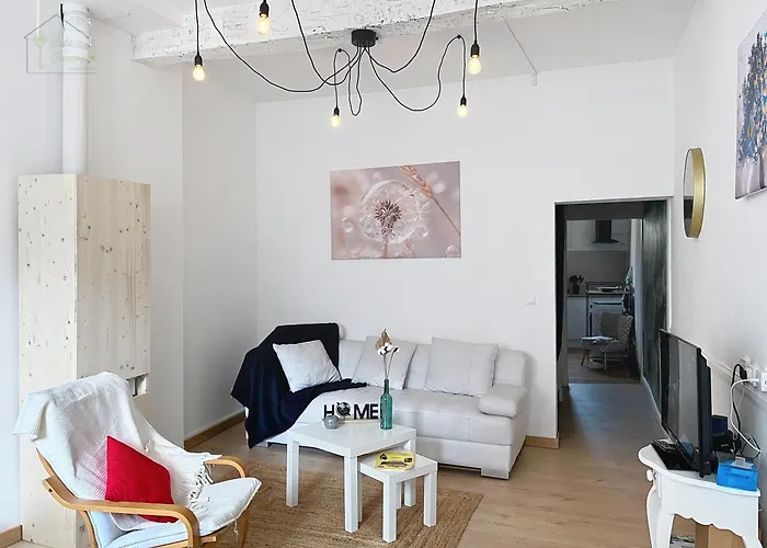 L'ecrin Condomois, Charmante Maison Classee 3 Etoiles בית נופש